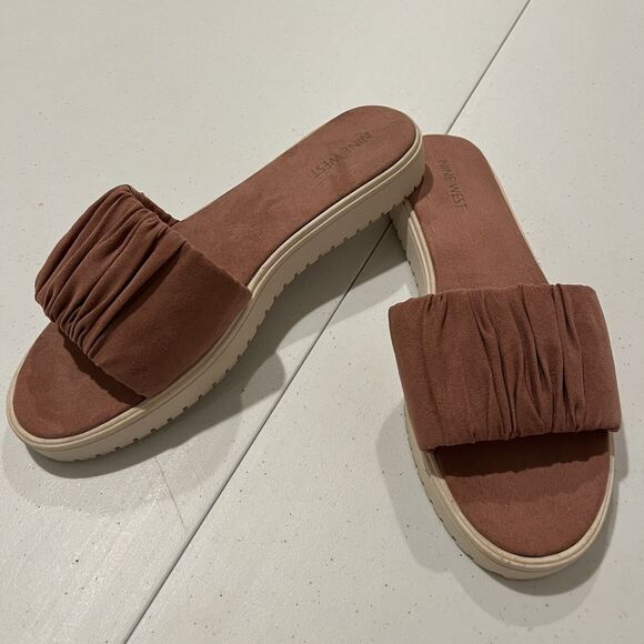 Nine West Dusty Pink/Rose Suede Flat Slides Sandals 9M Ruched - Picture 1 of 8